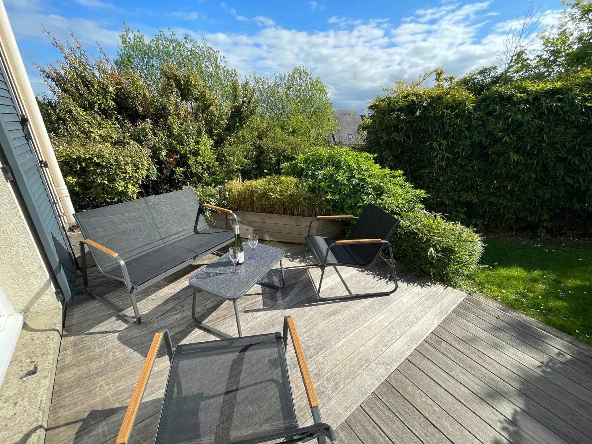 Maison Calme Et Cosy A Port-En-Bessin Pres Du Golf Et De La Mer Εξωτερικό φωτογραφία